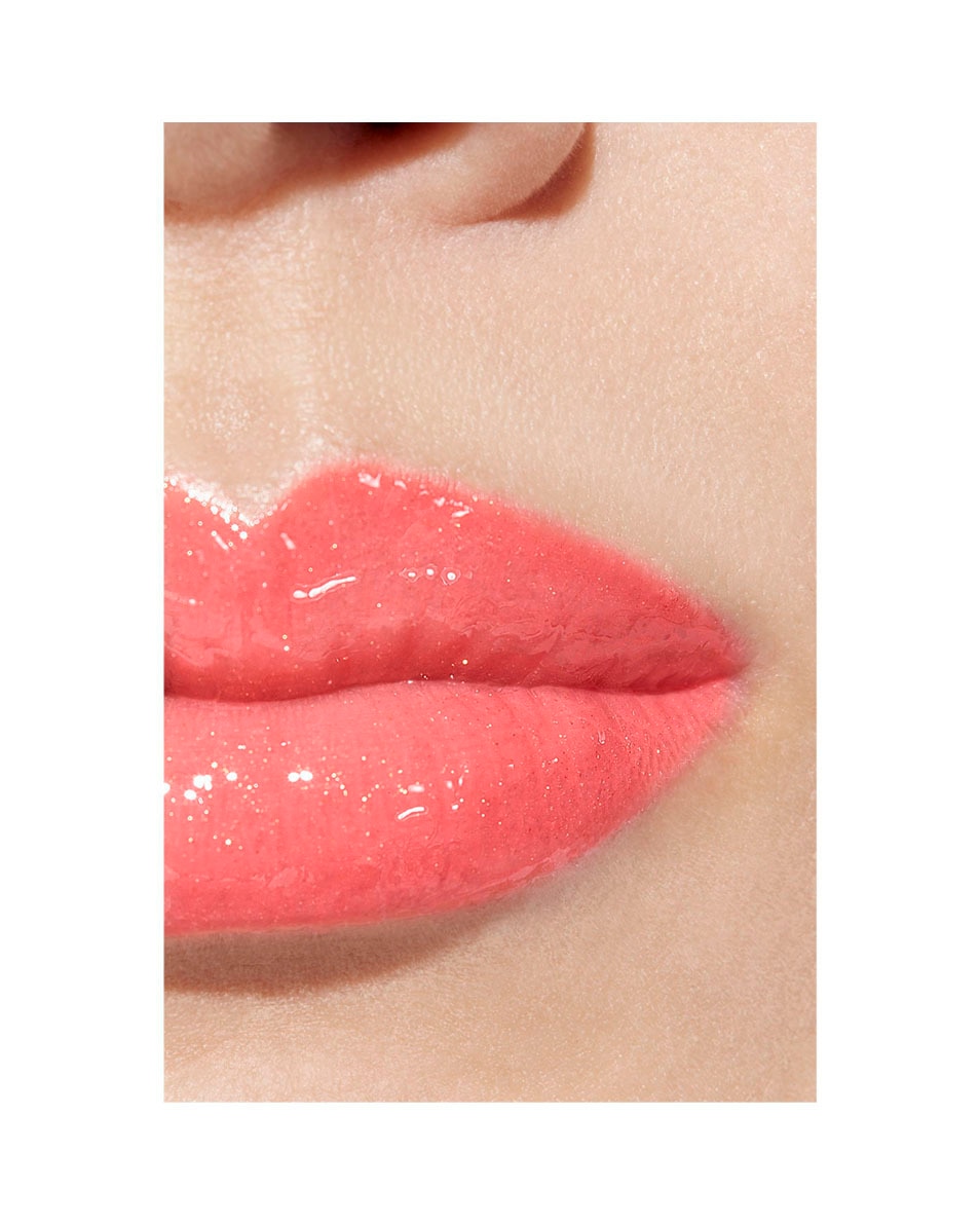 CHANEL ROUGE COCO HYDRA GLOSS HYDRATERENDE EN GLADSTRIJKENDE HOOGGLANS GLOSS 460 SUPERPOSITION 4