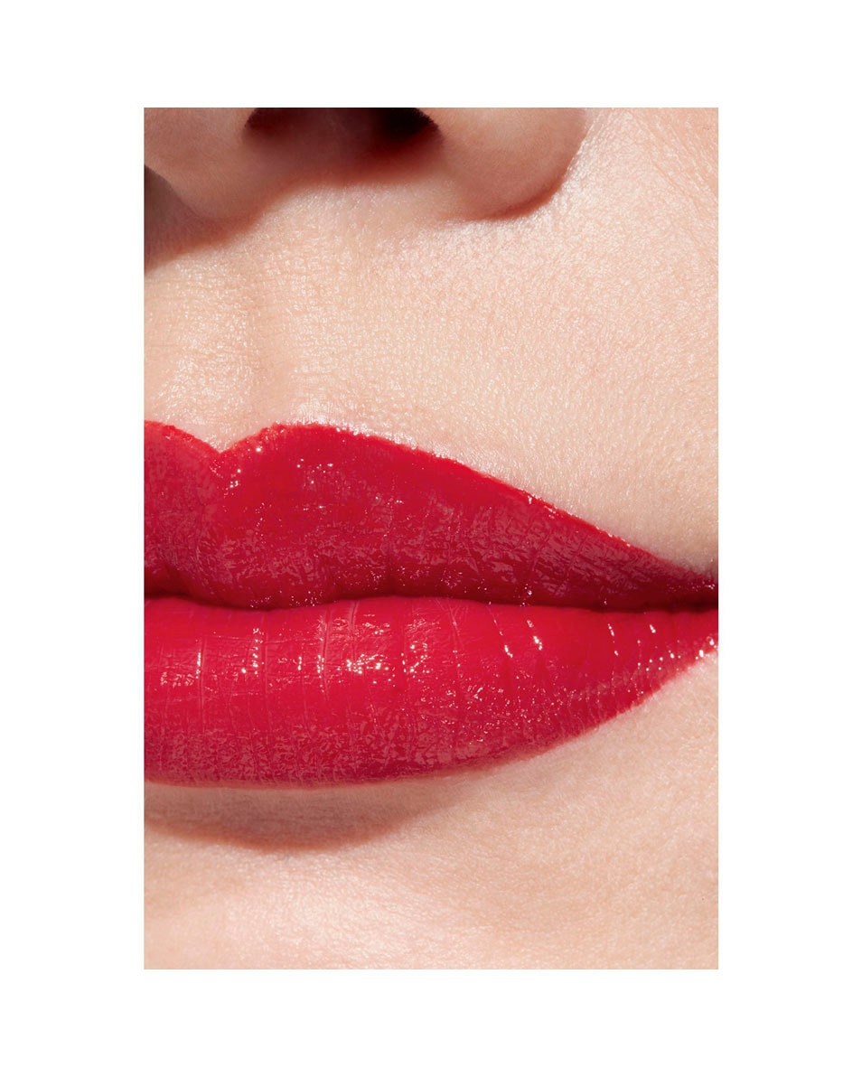 CHANEL ROUGE COCO LE ROUGE SATINÉ SOIN HYDRATANT ET LISSANT LONGUE TENUE 122 RIVIERA 4