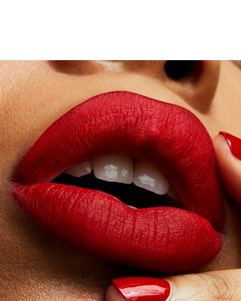 M.A.C RETRO MATTE LIQUID LIP COLOUR LANGHOUDENDE, VLOEIBARE LIPPENSTIFT- ZACHTE, GLADDE LIPPEN Feels So Grand 4