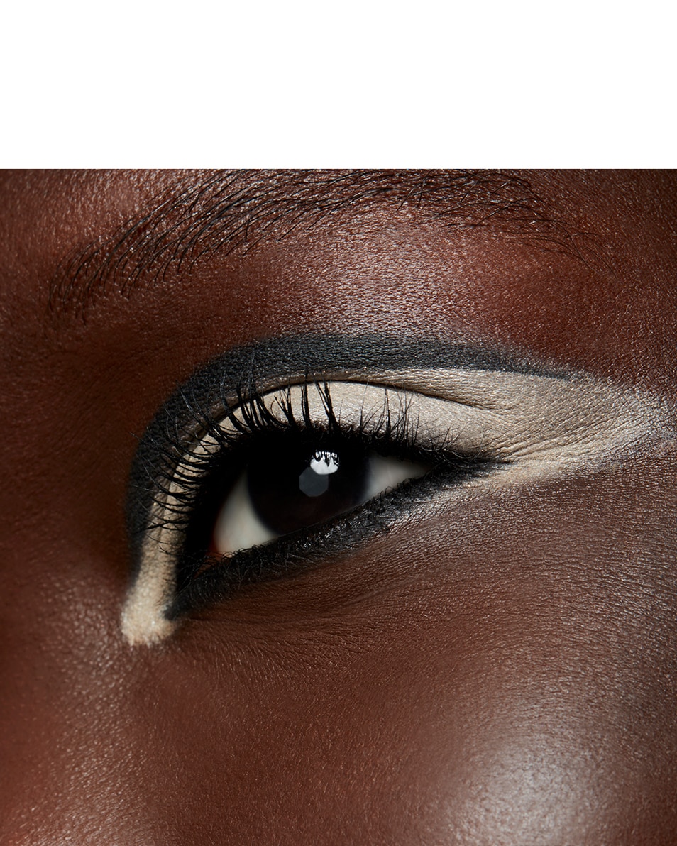 M.A.C EYE KOHL EYELINER KOHL OOGPOTLOOD VOOR GEBRUIK WATERLIJN- MATTE FINISH Obsidian Black 5