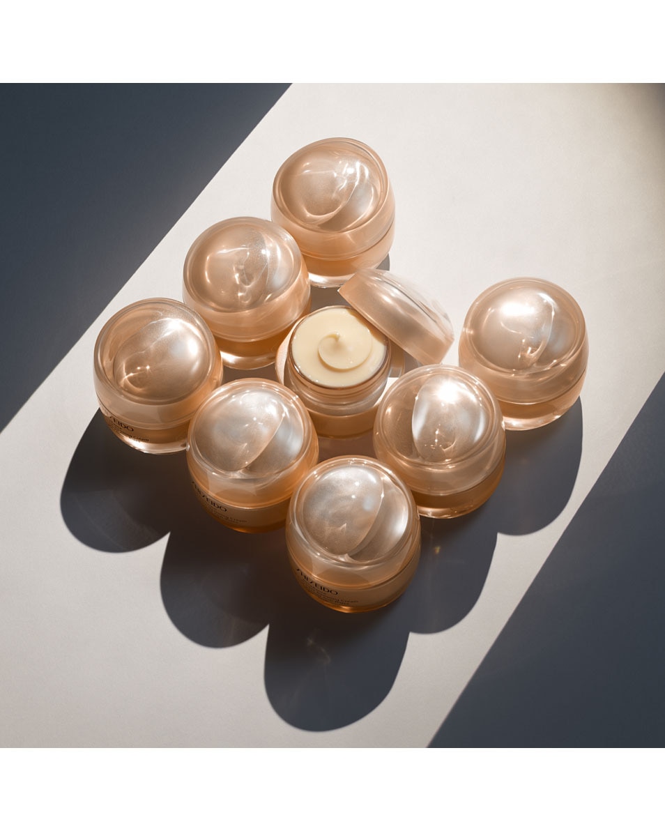 OVERNIGHT WRINKLE RESISTING CREAM