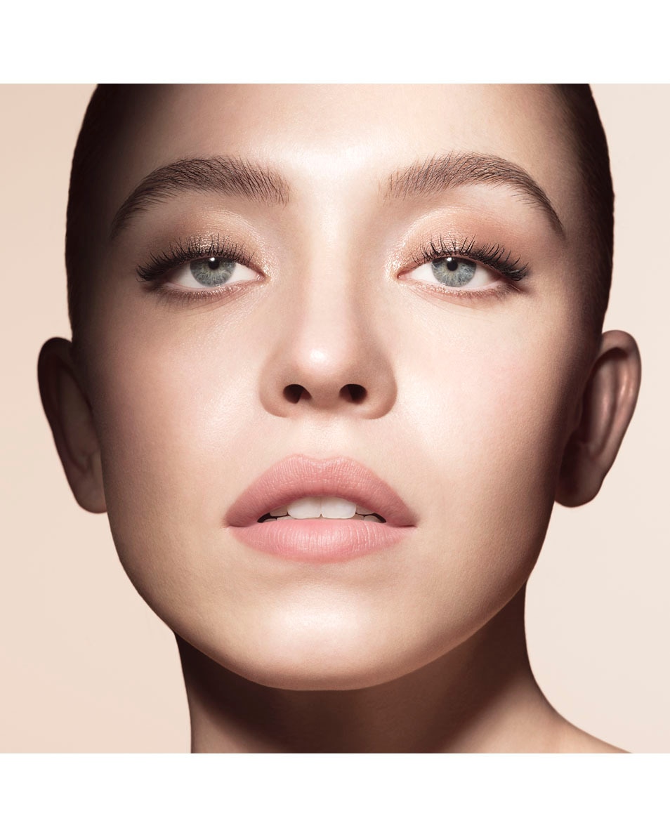 ARMANI BEAUTY LUMINOUS SILK CONCEALER 4 5