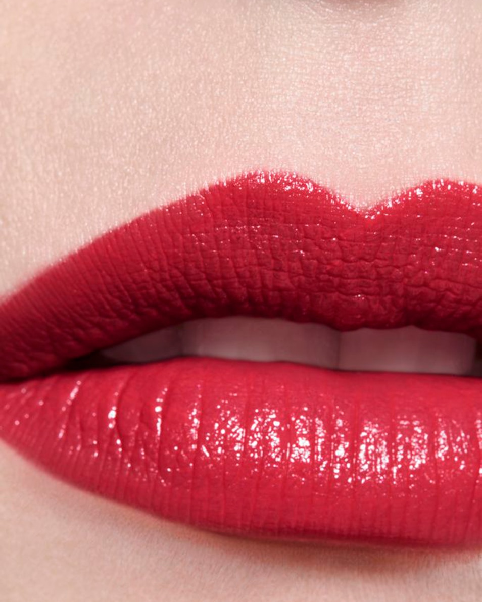 CHANEL ROUGE ALLURE L'EXTRAIT LE ROUGE HAUTE INTENSITÉ EXTRAIT DE LUMIÈRE ET DE SOIN ROUGE LIBRE 5