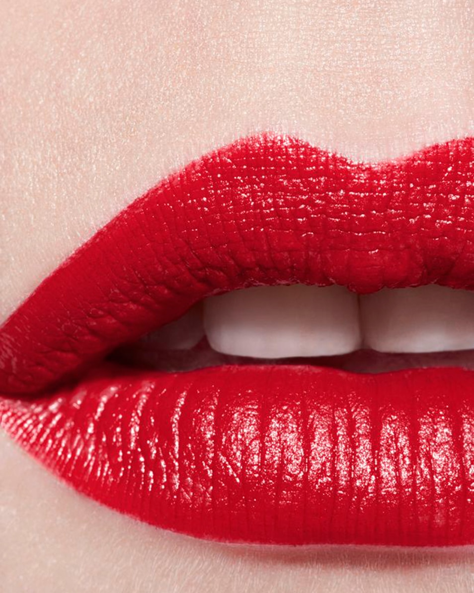 Chanel ROUGE ALLURE L'EXTRAIT LE ROUGE HAUTE INTENSITÉ EXTRAIT DE LUMIÈRE ET DE SOIN ROUGE PUISSANT 5