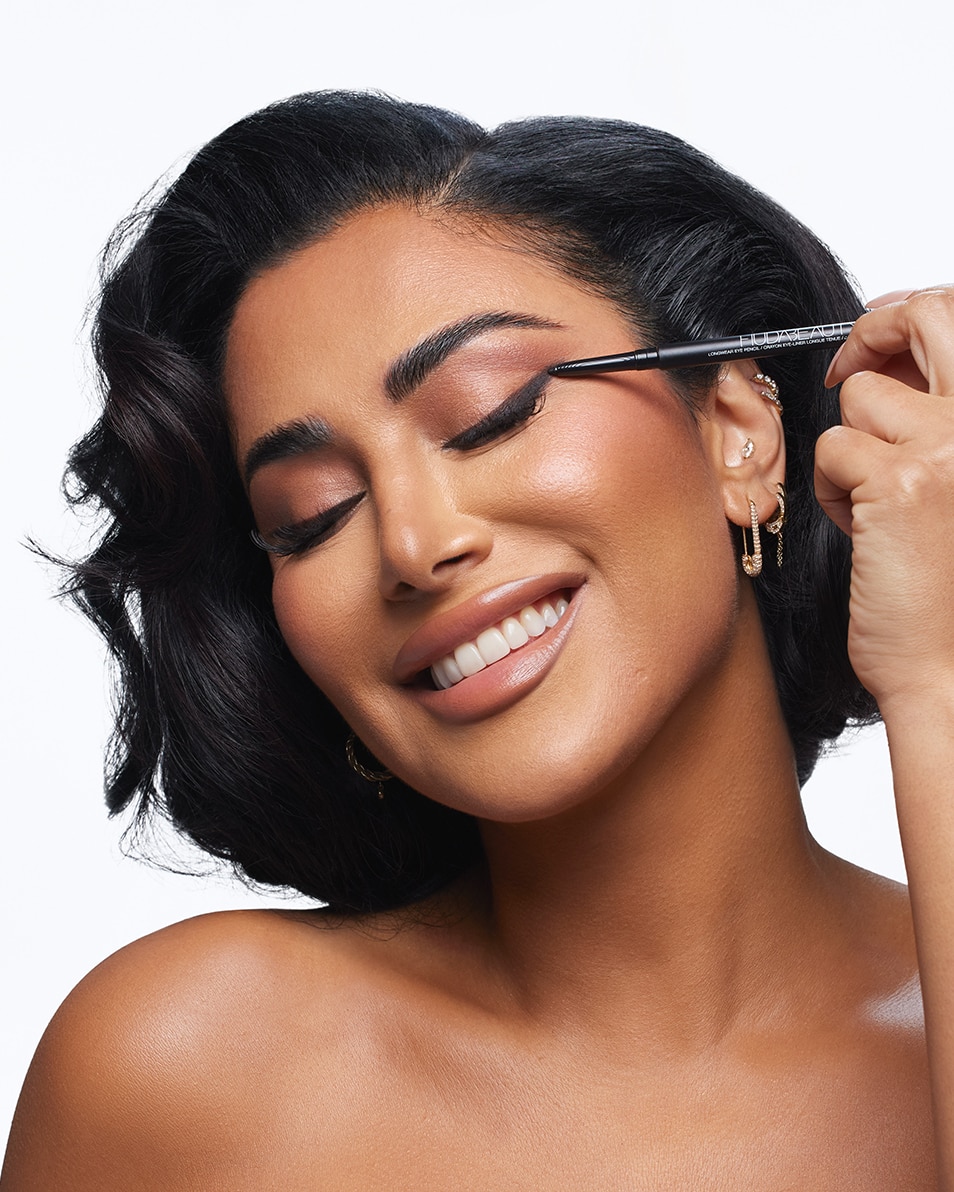 HUDA BEAUTY CREAMY KOHL LONGWEAR EYE PENCIL Intense Black 5
