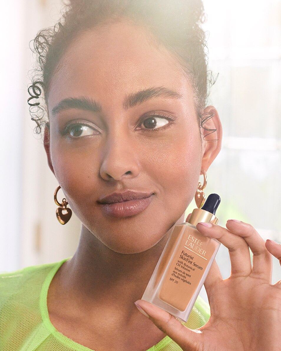 ESTÉE LAUDER FUTURIST SKINTINT SERUM FOUNDATION VLOEIBARE FOUNDATION MET SPF - LICHT & VOEDEND 3N2 Wheat 5