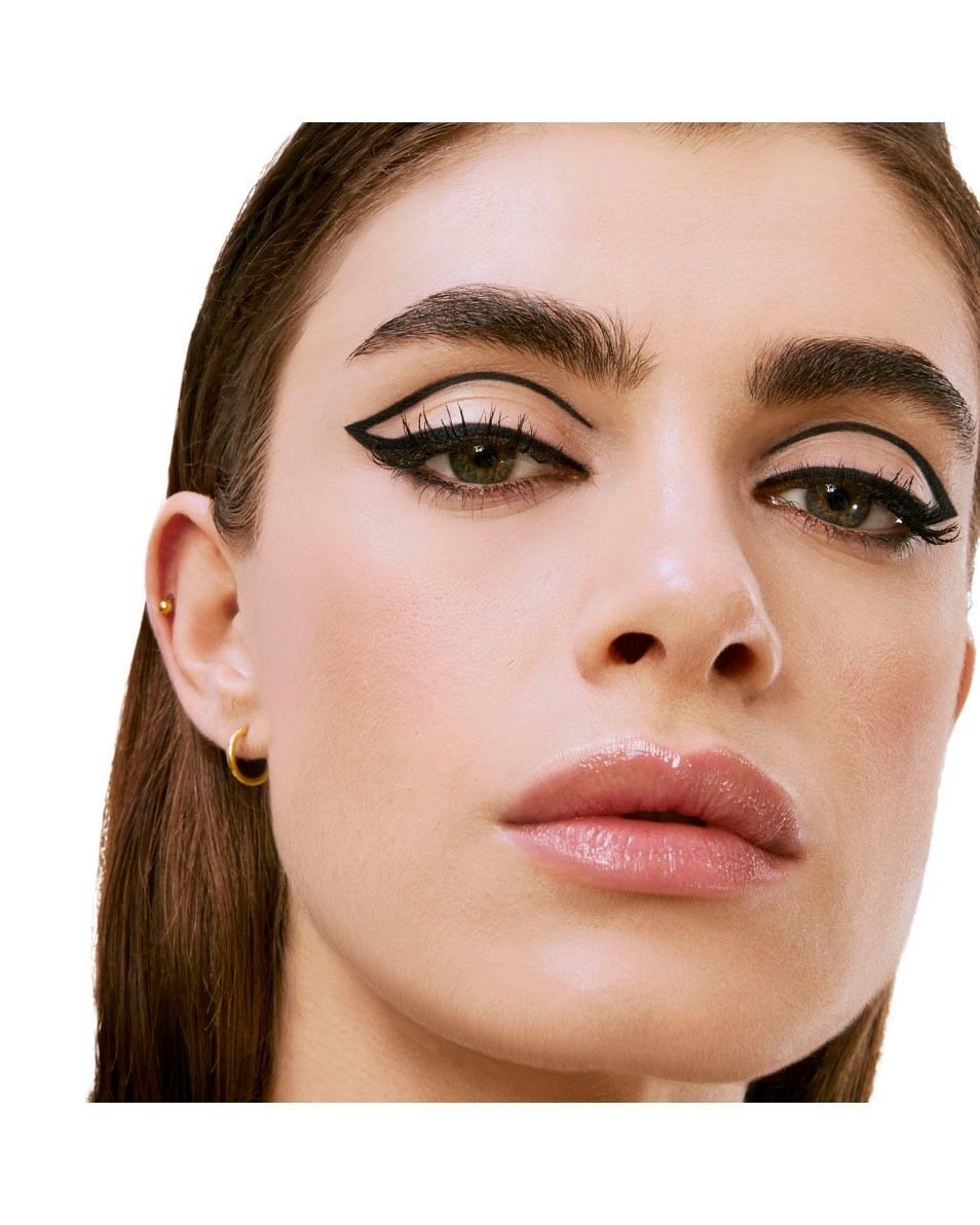 YVES SAINT LAURENT Lines Liberated Eyeliner 01 Unbridled Black 5