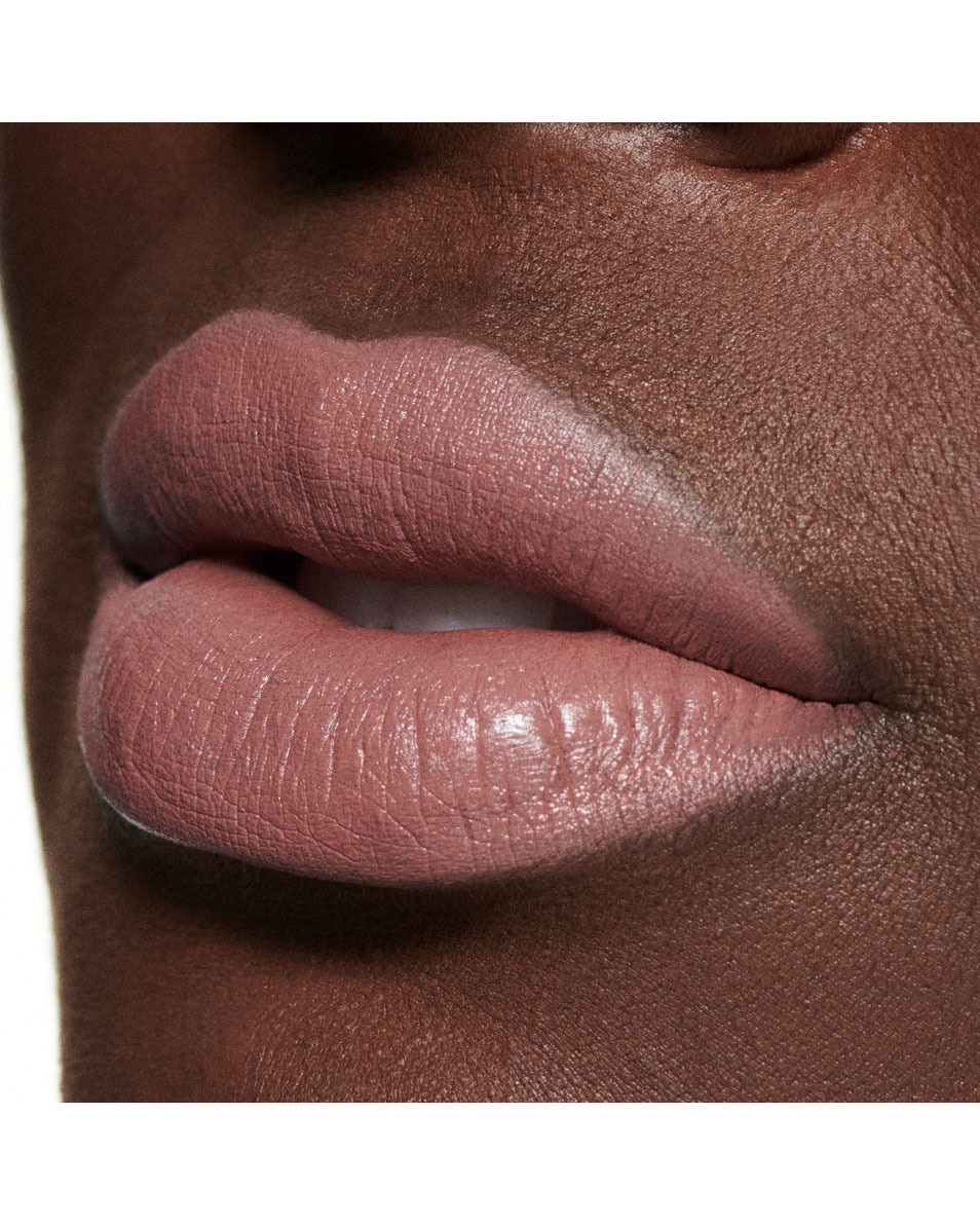 M.A.C M·A·Cximal Silky Matte Lipstick - Intimate Nudes Rouge à lèvres - fini matte & satiné - longue tenue COOL TEDDY 5