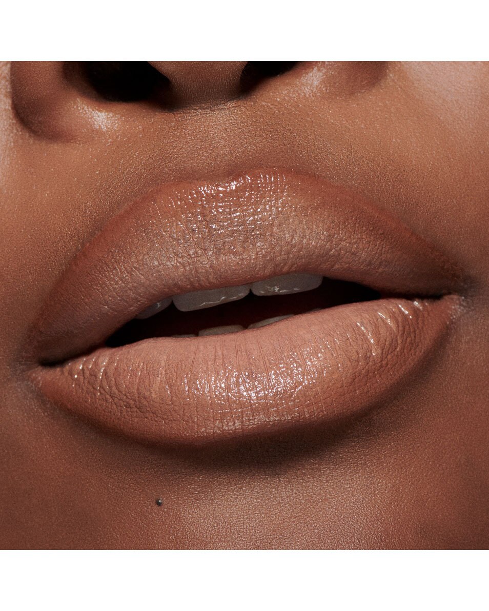 M.A.C M·A·Cximal Sleek Satin Lipstick - Intimate Nudes Rouge à lèvres - fini satiné, couvrance totale & longue tenue PEACHSTOCK 5