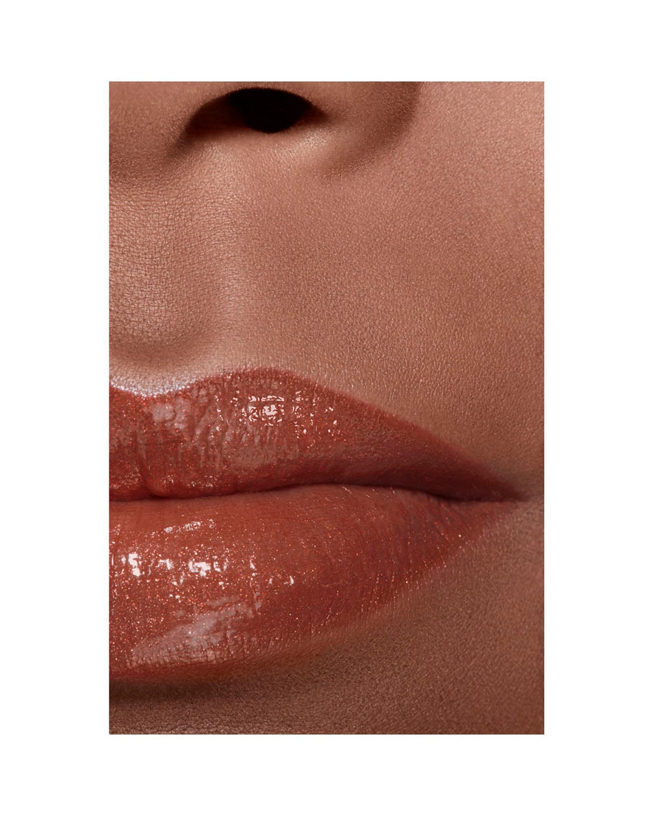 CHANEL ROUGE COCO FLASH KLEUR, GLANS, INTENSITEIT IN EEN FLASH SUN KISS 3G 5