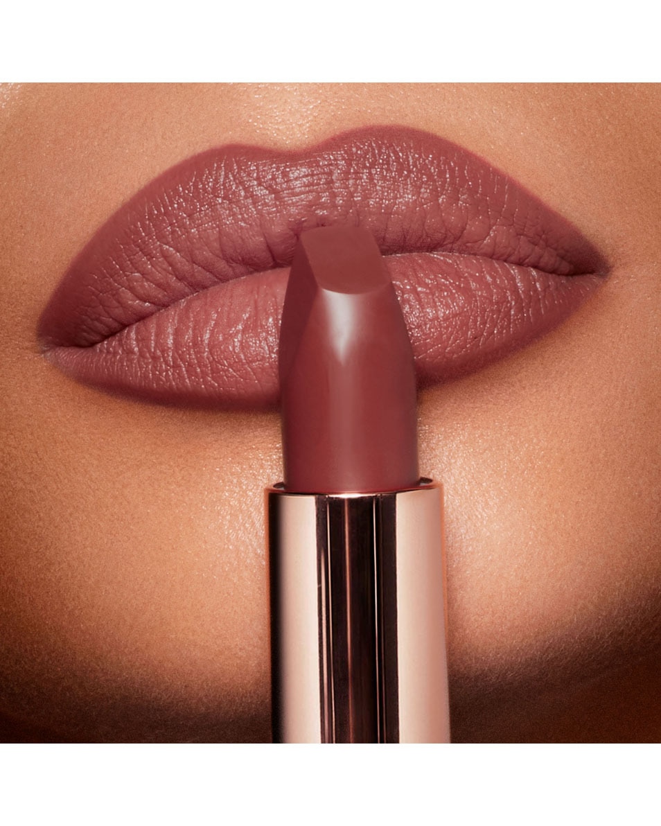 CHARLOTTE TILBURY Matte Revolution Rouge à lèvres SELF-WORTH 5
