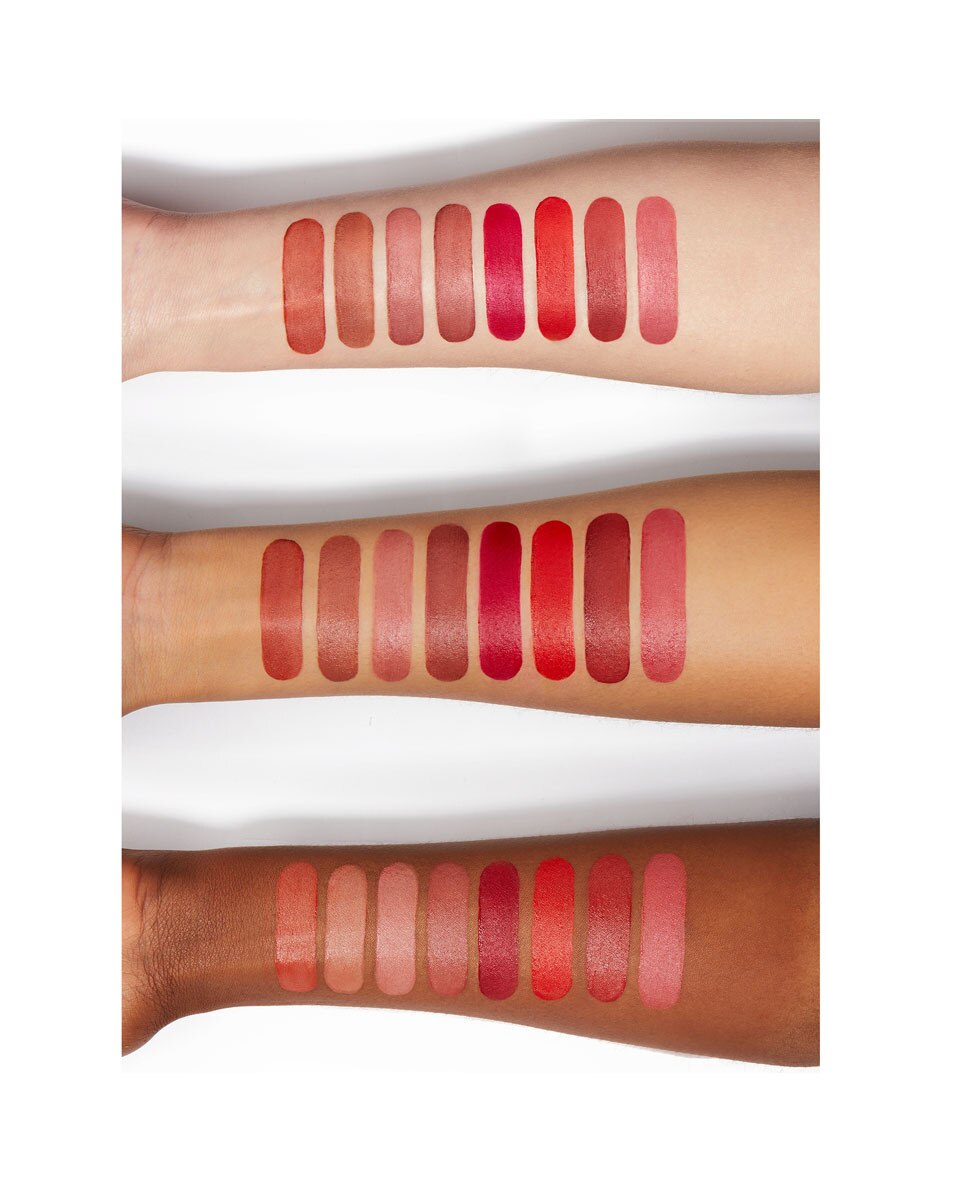 CHARLOTTE TILBURY Airbrush Flawless Lip Blur Rouge à lèvres fluide WALK OF NO SHAME BLUR 5