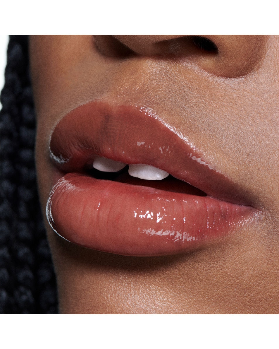 M.A.C LIPGLASS AIR NON-STICKY GLOSS Lipgloss 5