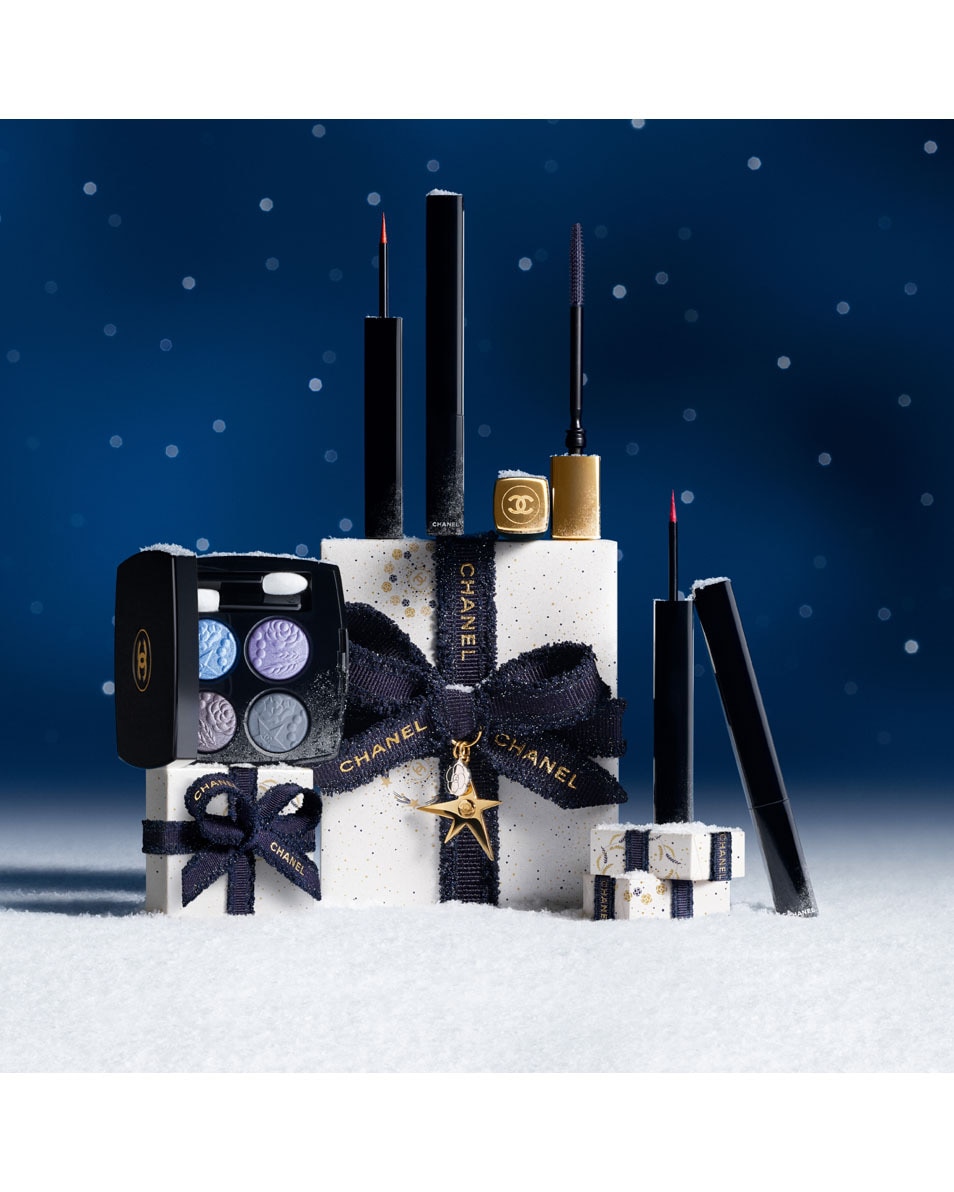 UITERST NAUWKEURIGE, LANGHOUDENDE EN WATERPROOF VLOEIBARE EYELINER