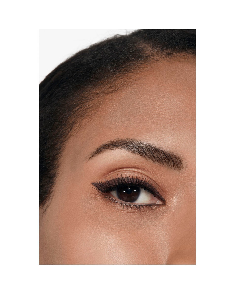 CHANEL LE LINER DE CHANEL UITERST NAUWKEURIGE, LANGHOUDENDE VLOEIBARE EYELINER 514 ULTRA BRUN 2.5ML 5