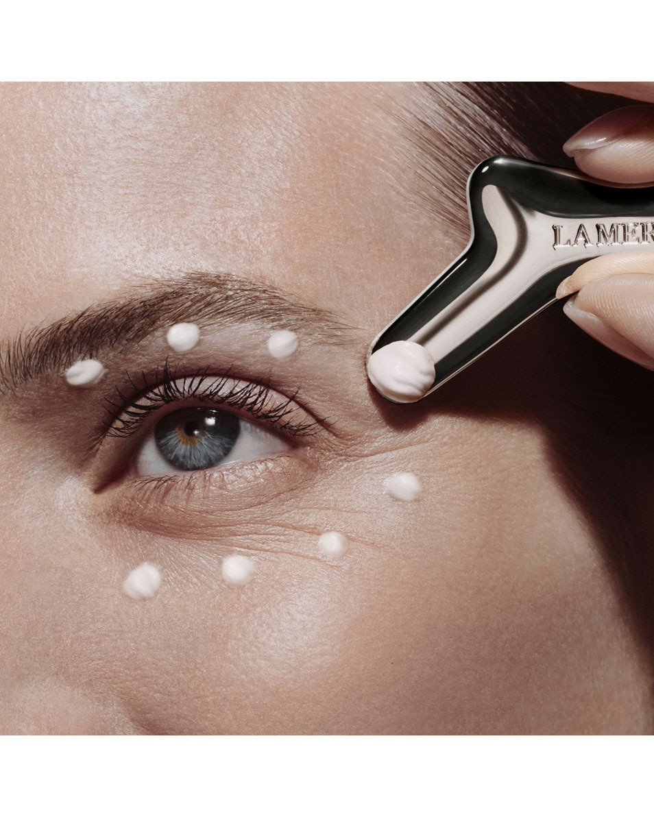 LA MER The Rejuvenating Eye Cream Contour des yeux 15 ML 5