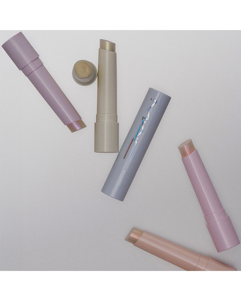 M.A.C Squirt Plumping Gloss Stick Shimmer Plumping Gloss Stick met Glitters Solar Sparks 5