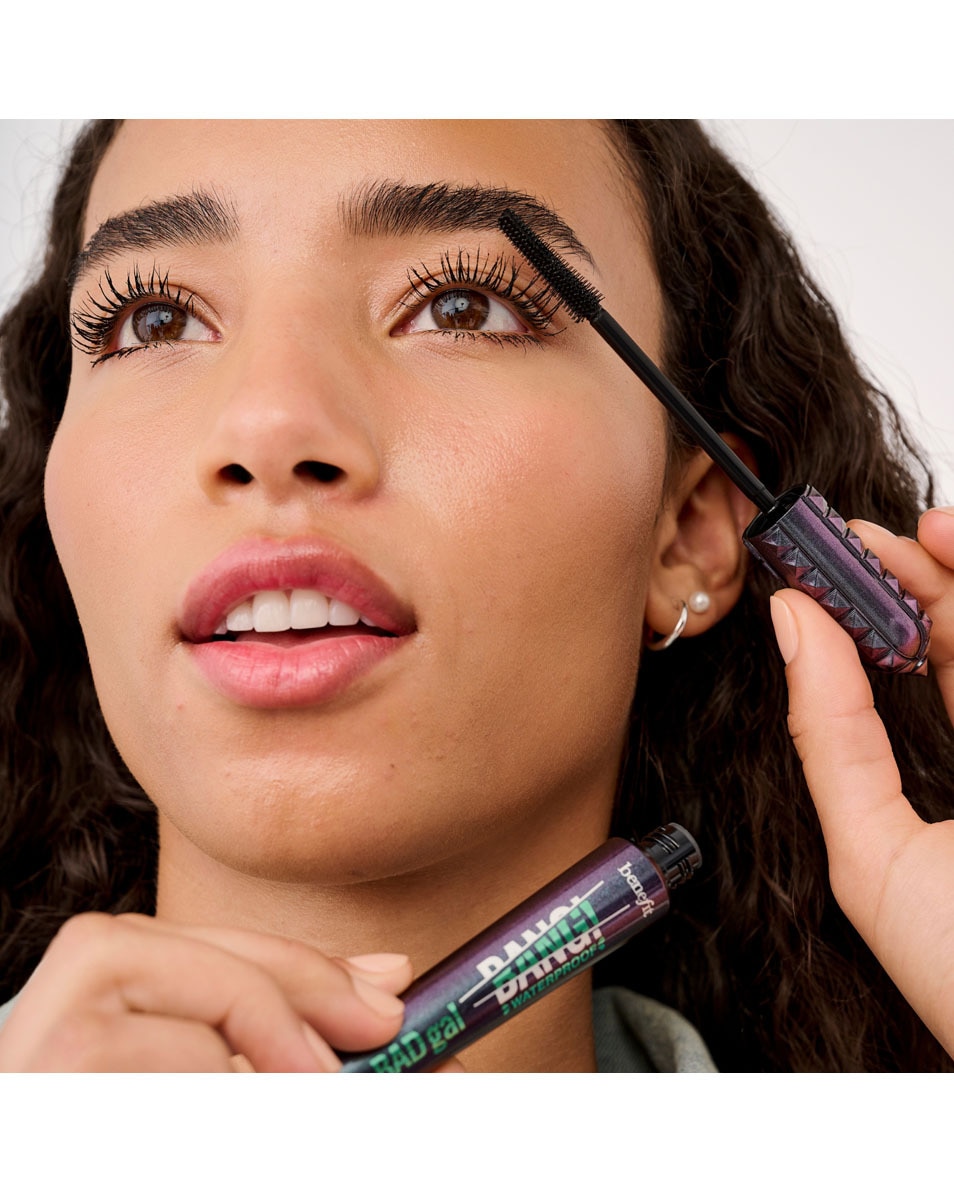 BENEFIT COSMETICS BADgal BANG! Mascara Intense Black 5
