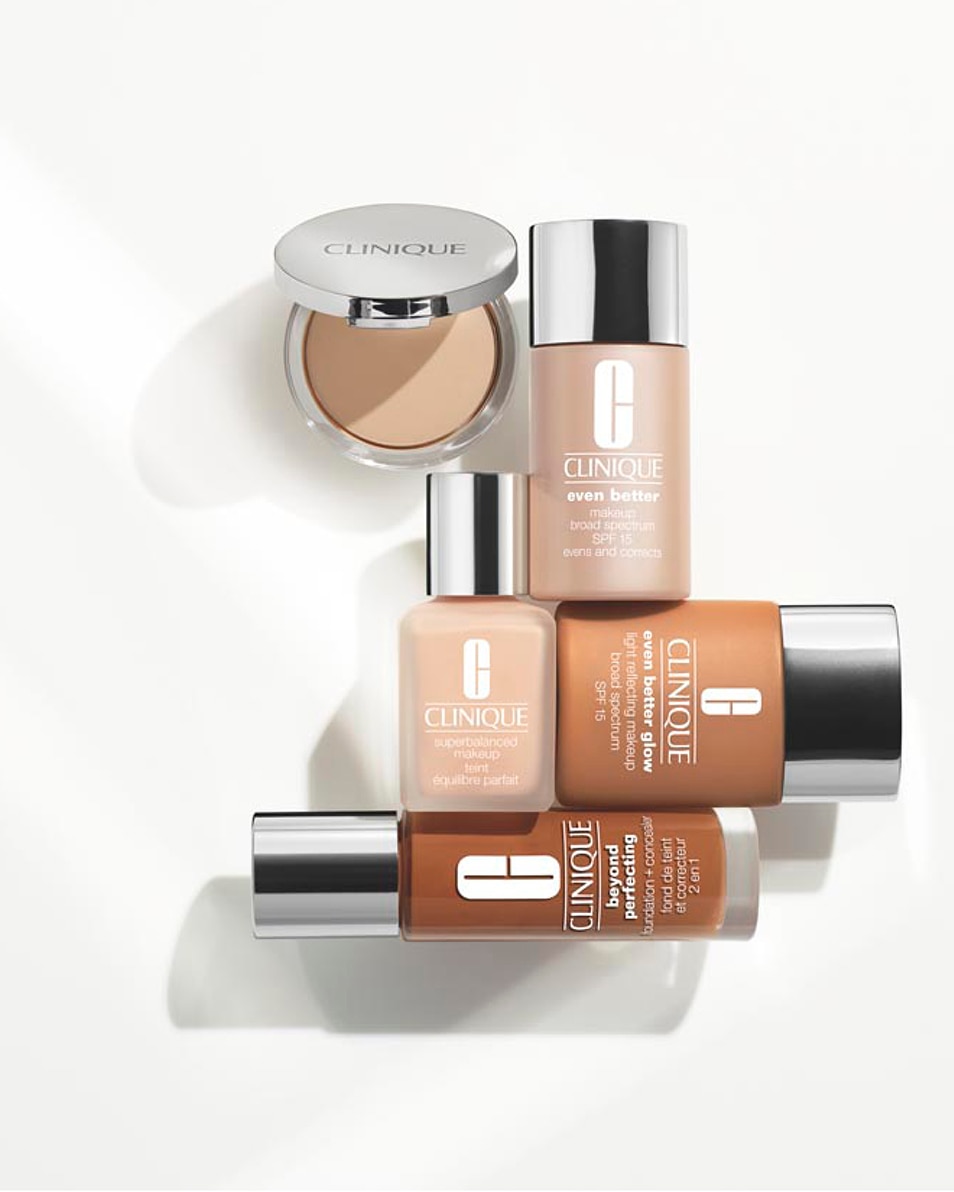 CLINIQUE SUPERBALANCED™ MAKEUP FOUNDATION - NATUURLIJK MAT - GEMENGD DROGE TOT VETTE HUID Golden 5