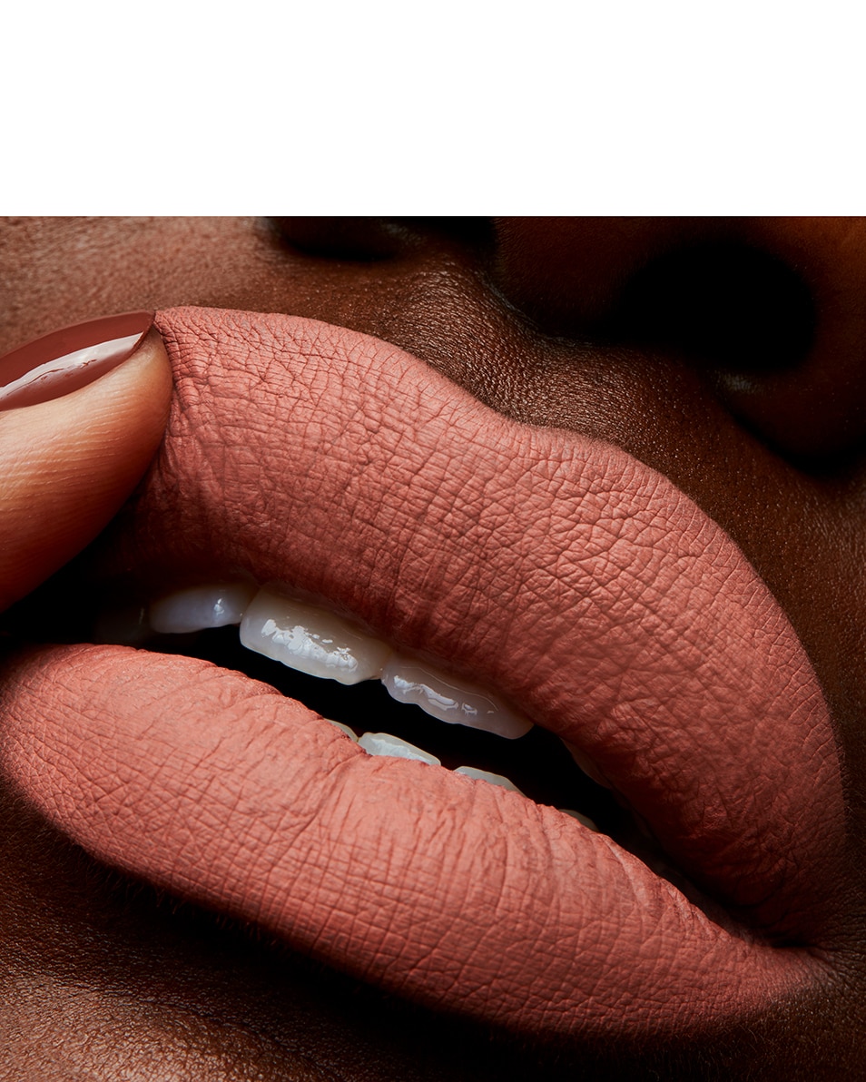 M.A.C RETRO MATTE LIQUID LIP COLOUR ROUGE À LÈVRES LIQUIDE - LONGUE TENUE DE 8H LadyBeGood 5