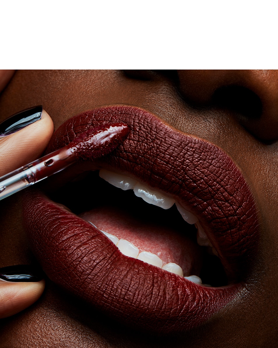 M.A.C RETRO MATTE LIQUID LIP COLOUR ROUGE À LÈVRES LIQUIDE - LONGUE TENUE DE 8H Carnivorous 5