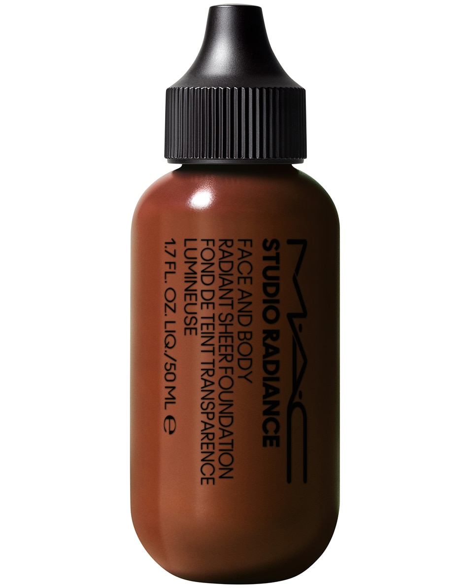 M.A.C STUDIO RADIANCE FACE AND BODY FOUNDATION RADIANT SHEER LANGHOUDENDE FOUNDATION-WATERPROOF-VOOR ALLE HUIDTYPEN N9