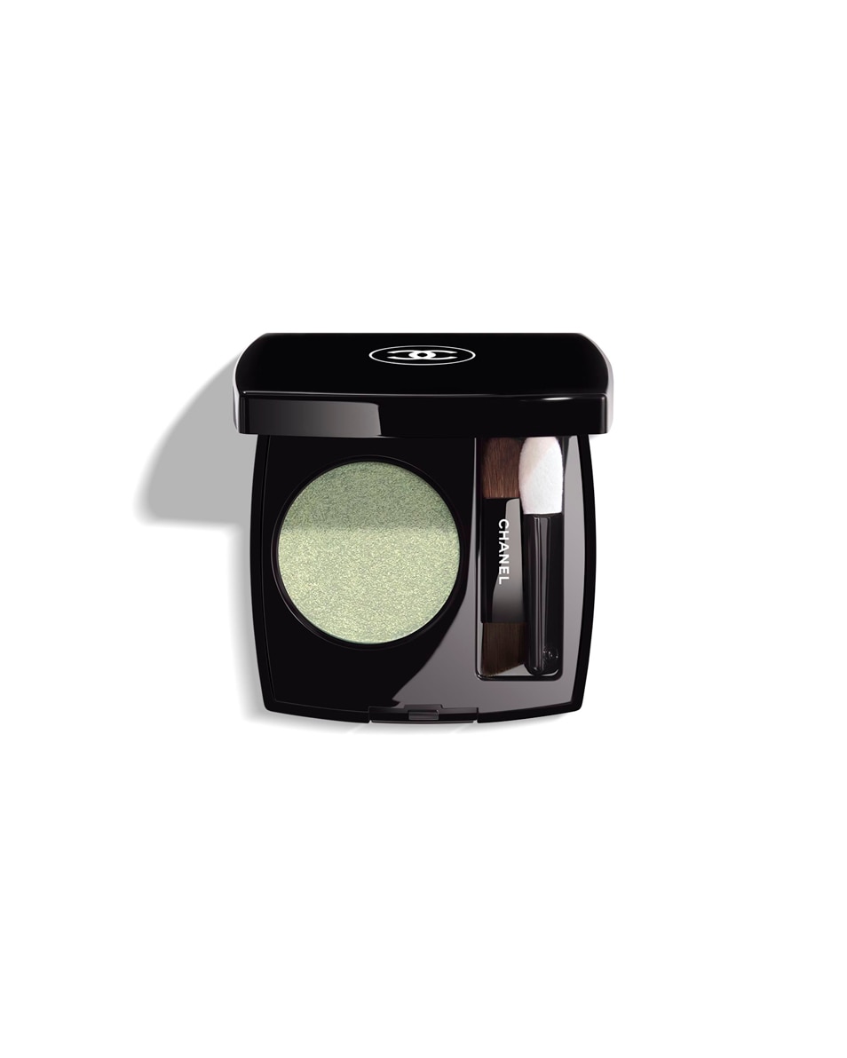 CHANEL OMBRE ESSENTIELLE MULTIFUNCTIONELE LANGHOUDENDE OOGSCHADUW JADE FACETTÉ