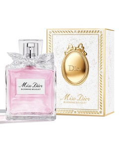 Parfum pour femme - Notes florales fraîches et tendres Parfum pour femme - Notes florales fraîches et tendres
