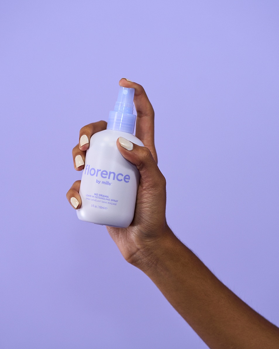 LEAVE-IN HAIR DETANGLING SPRAY