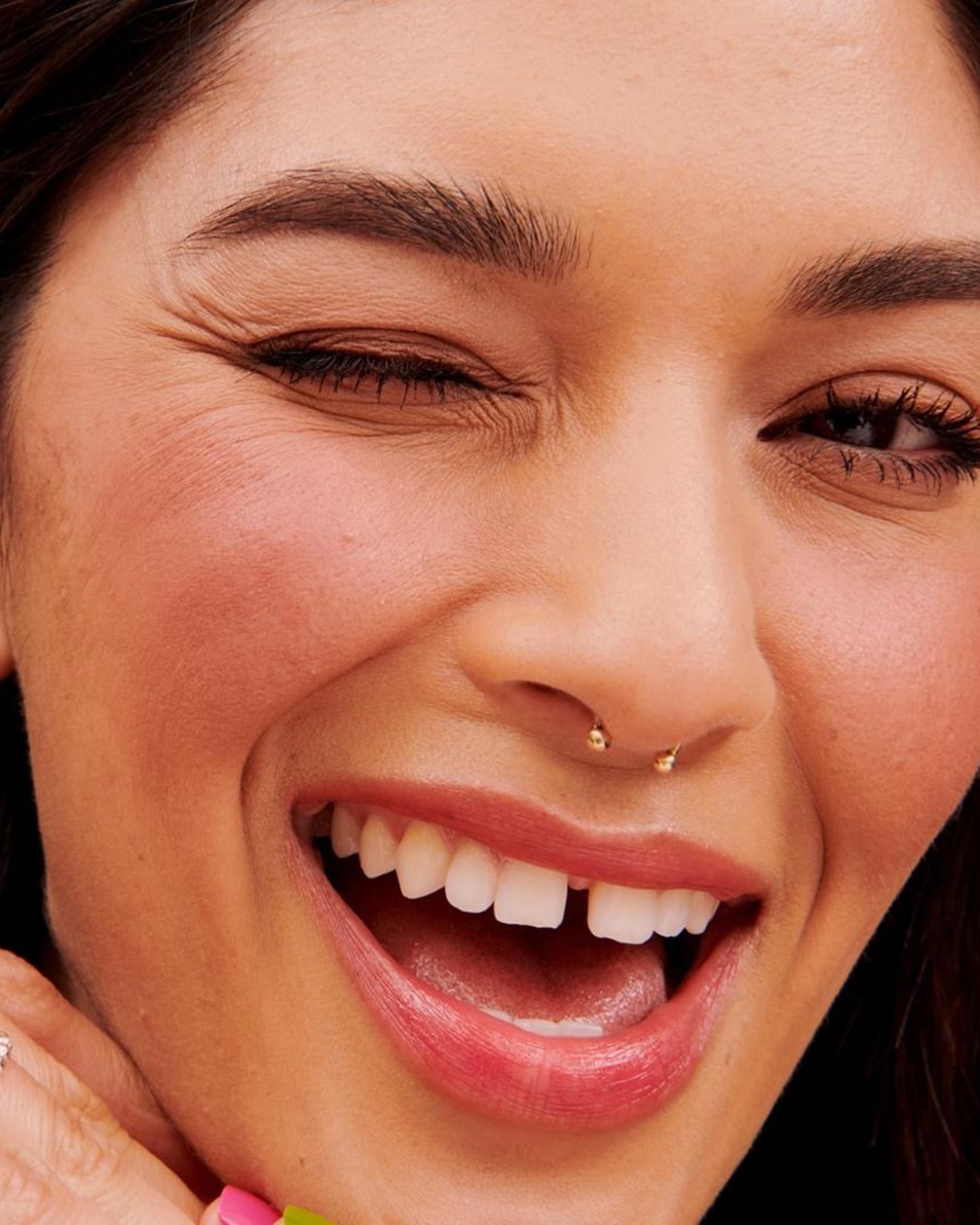 BENEFIT COSMETICS BOX OF POWDERS TICKLE HIGHLIGHTER POWDER Golden pink 2