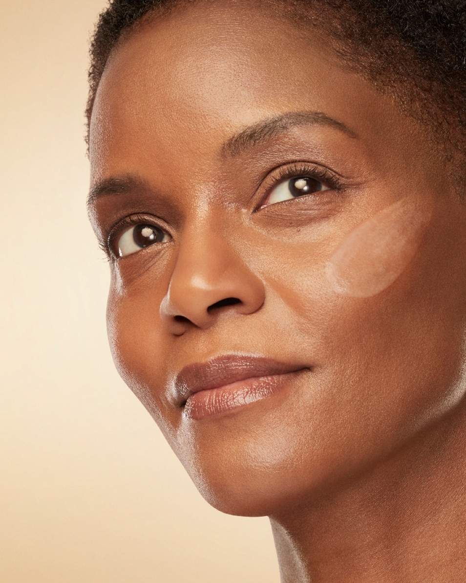 ESTÉE LAUDER REVITALIZING SUPREME+ POWER SOFT MILKY LOTION HYDRATERENDE LOTION - VERZACHT & HERSTELT DE HUID 100 ML 2