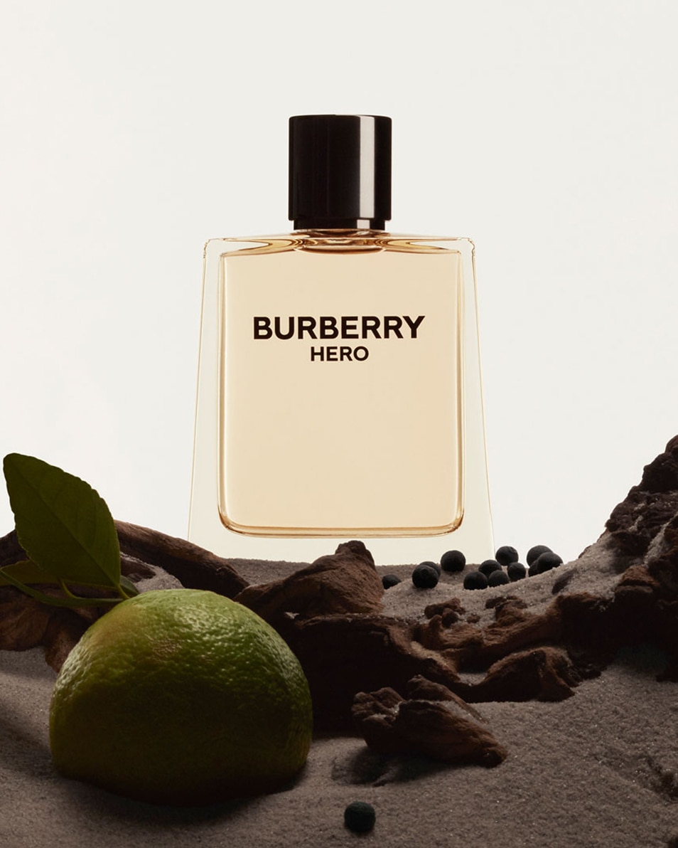 BURBERRY HERO Eau De Toilette 50 ML 2