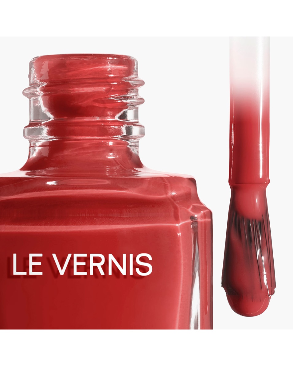 CHANEL LE VERNIS LONGUE TENUE 123 FABULISTE 2