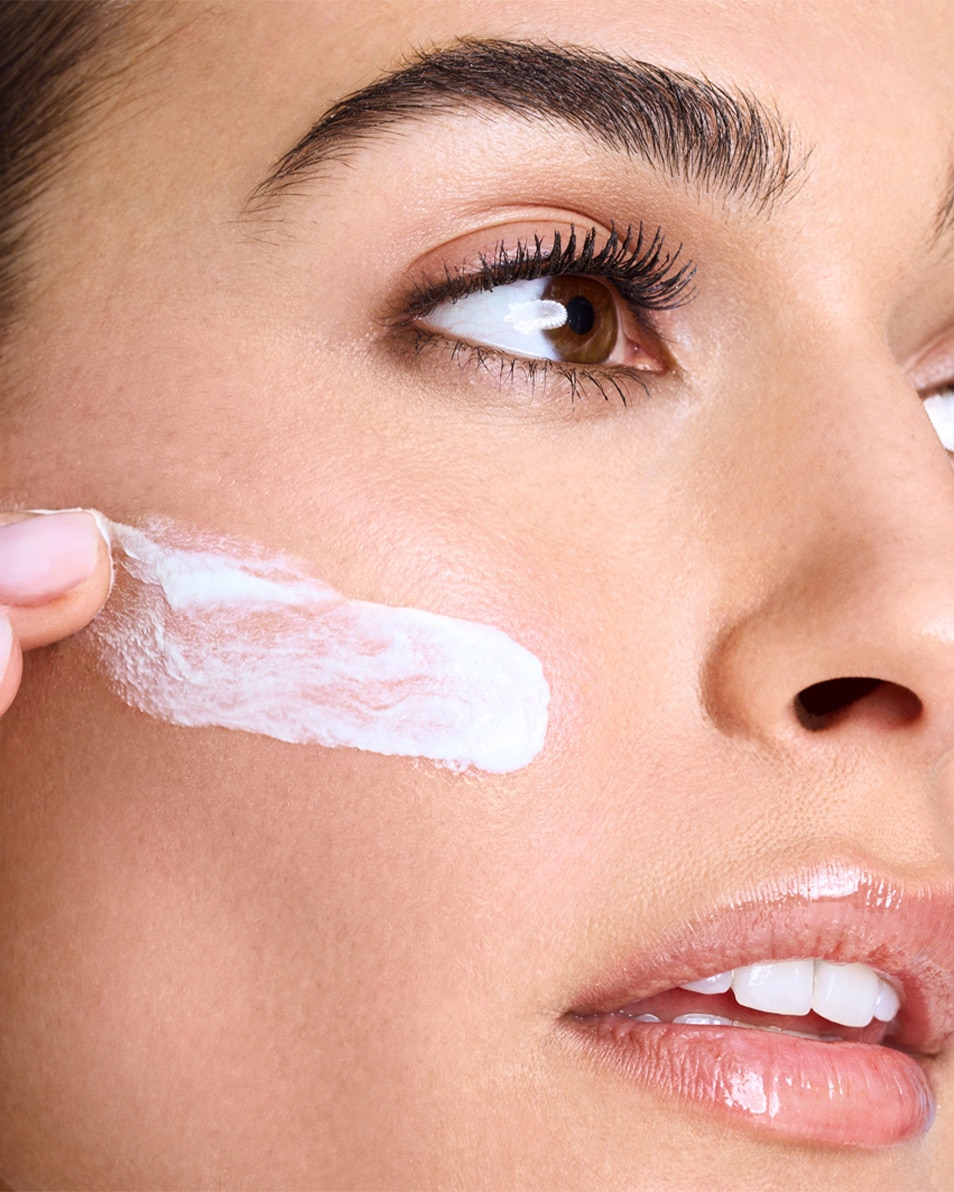 ANTI-AGE CLEANSING MILK