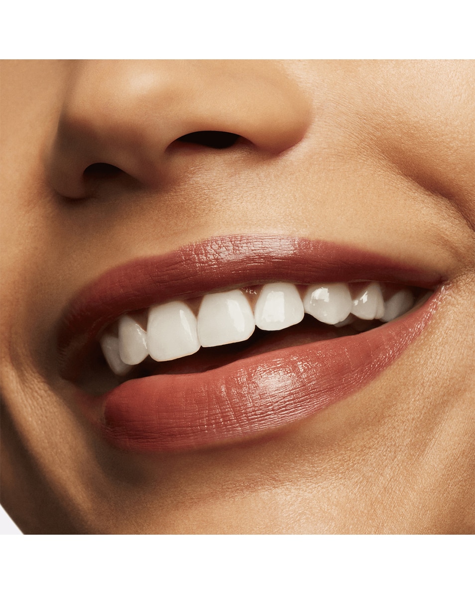 M.A.C Lustreglass Sheer-Shine Lipstick Transparente & brillant - fini lumineux & longue tenue Like I Was Saying... 2