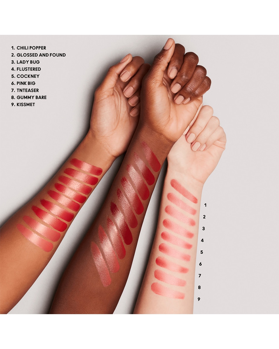 M.A.C Lustreglass Sheer-Shine Lipstick Doorschijnende & glanzende kleur - langhoudende finish Kissmet 2