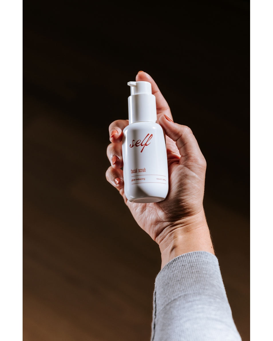 Milde gelaatsscrub - zuiverend