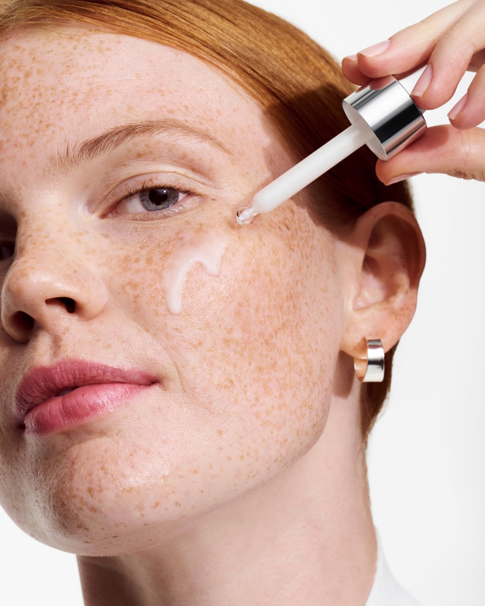 CLINIQUE Moisture Surge™ Active Glow Serum Hydraterende serum 30 ML 2