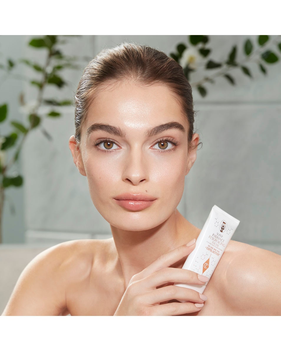 CHARLOTTE TILBURY Super Radiance Resurfacing Facial Exfoliant visage 50 ML