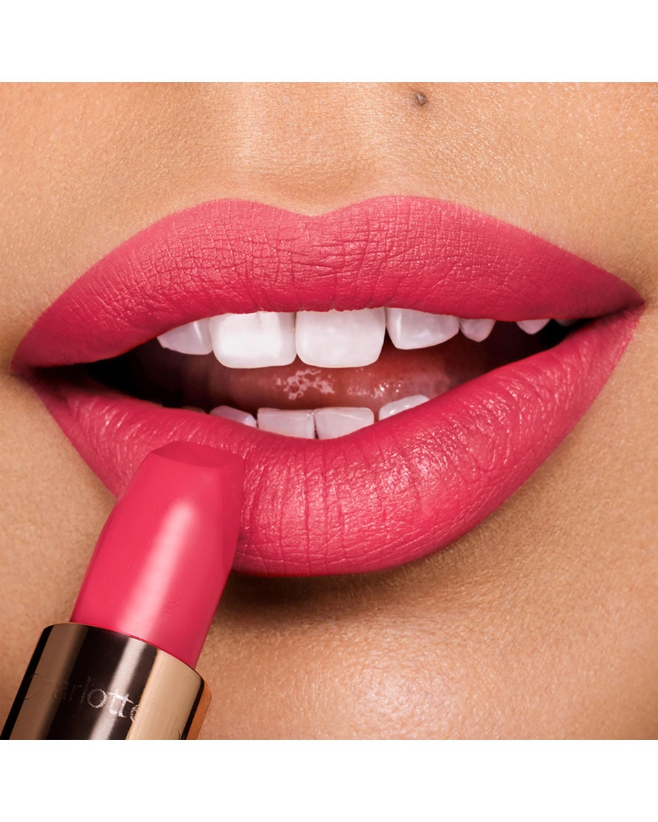 CHARLOTTE TILBURY Matte Revolution Lipstick LOST CHERRY 2