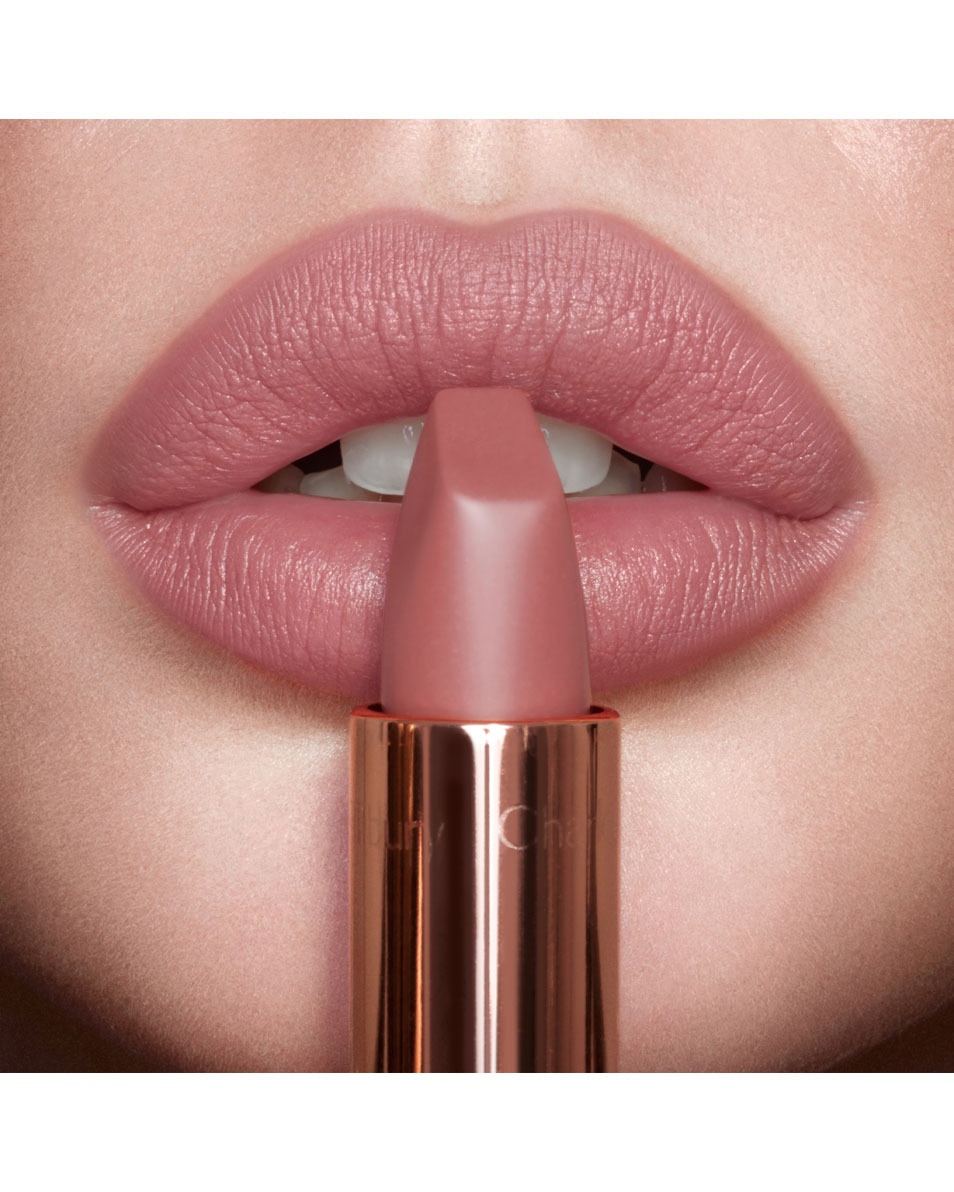 CHARLOTTE TILBURY Matte Revolution Lipstick PILLOW TALK 2
