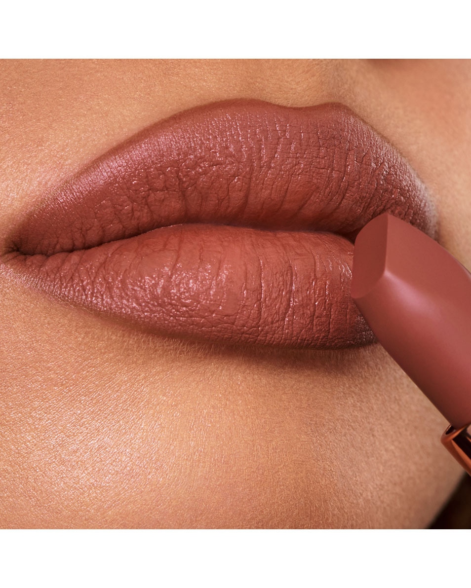 CHARLOTTE TILBURY Matte Revolution Rouge à lèvres SUPER FABULOUS 2