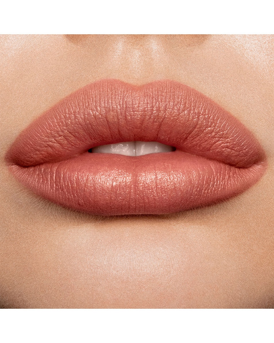 CHARLOTTE TILBURY Matte Revolution Lipstick SELF-WORTH 2