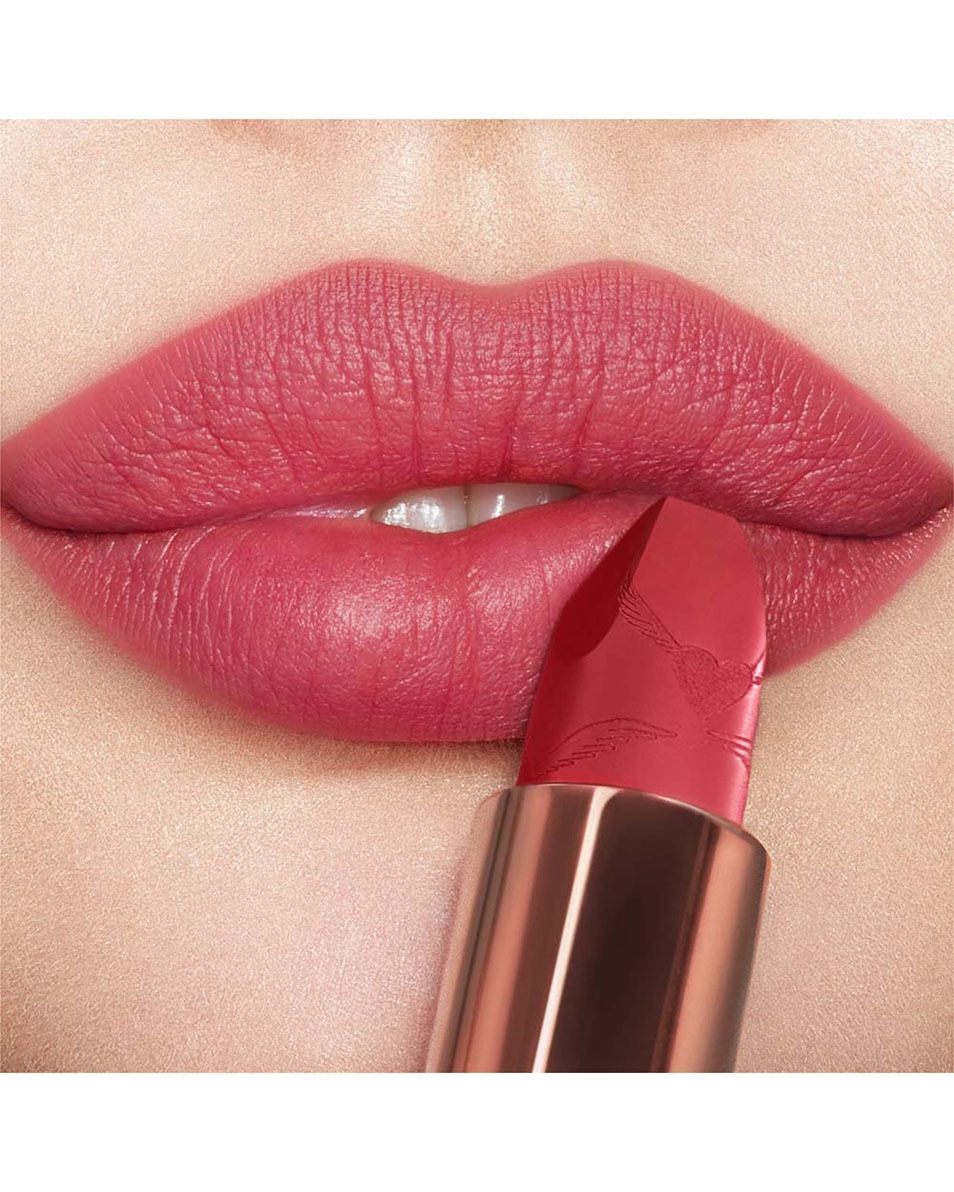 CHARLOTTE TILBURY Matte Revolution Rouge à lèvres FIRST DANCE 2
