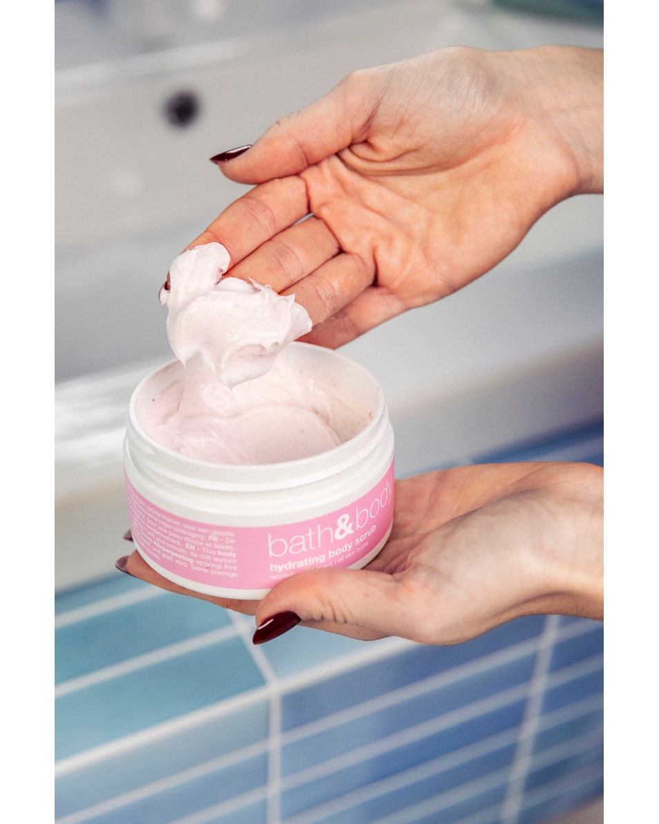 ICI PARIS XL Bath & Body Gommage corps Apple & Vanilla Scent 220 ML 2