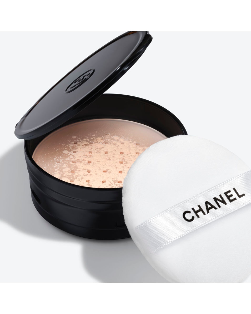 CHANEL POUDRE UNIVERSELLE LIBRE - RECHARGE POUDRE LIBRE FINI NATUREL. FORMAT NOMADE. 20 MEDIUM LIGHT 6G RECHARGE 2