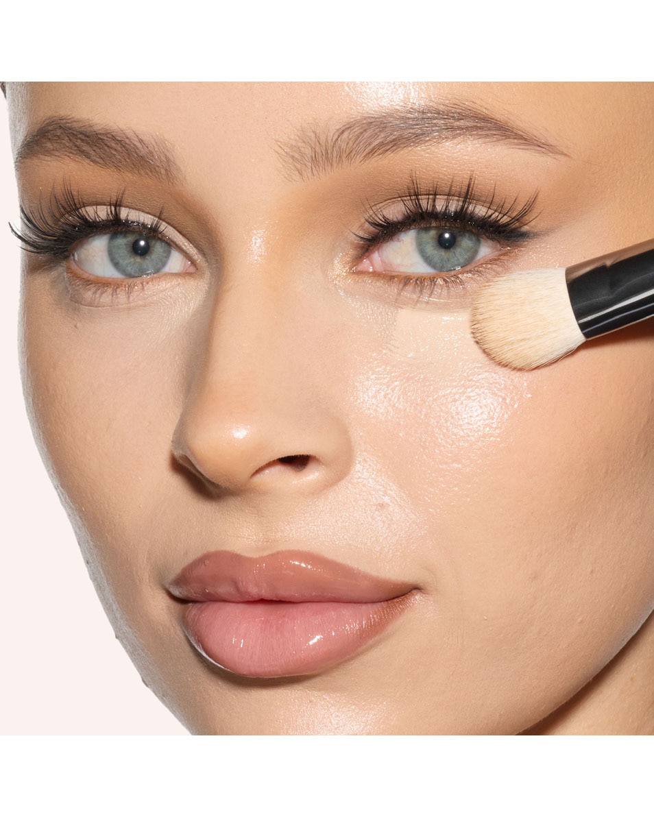 CONCEALER BRUSH