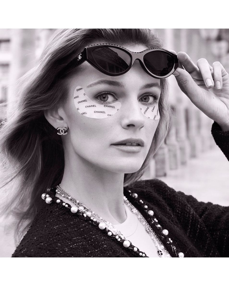 LISSE – RAFFERMIT – EFFET TENSEUR