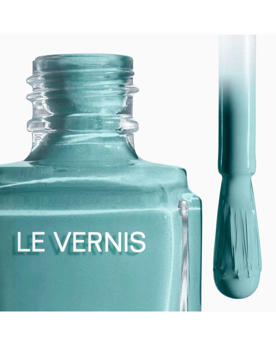 CHANEL LE VERNIS LANGHOUDEND 435 BAIGNEUSE 2