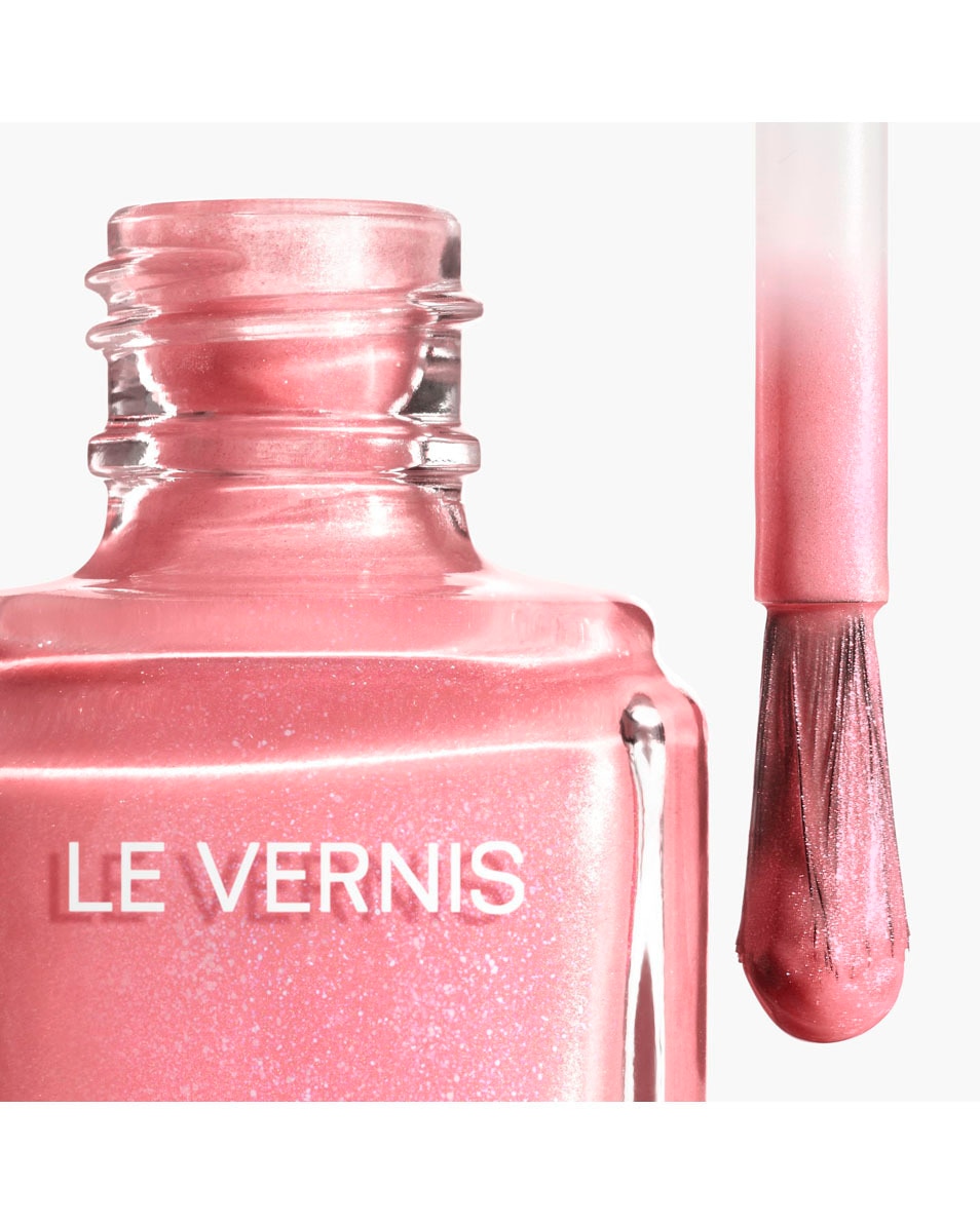 CHANEL LE VERNIS LONGUE TENUE 421 CRISTALLINE 2